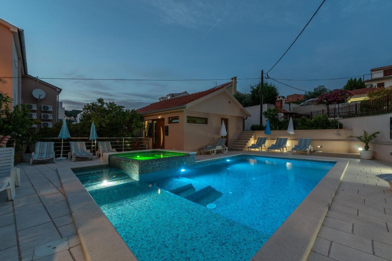 Apartments Villa Magdalena Trogir Ngoại thất bức ảnh