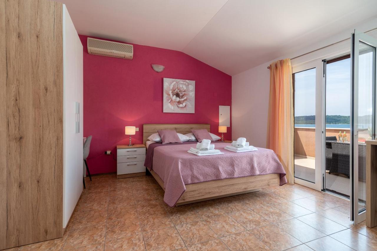Apartments Villa Magdalena Trogir Ngoại thất bức ảnh
